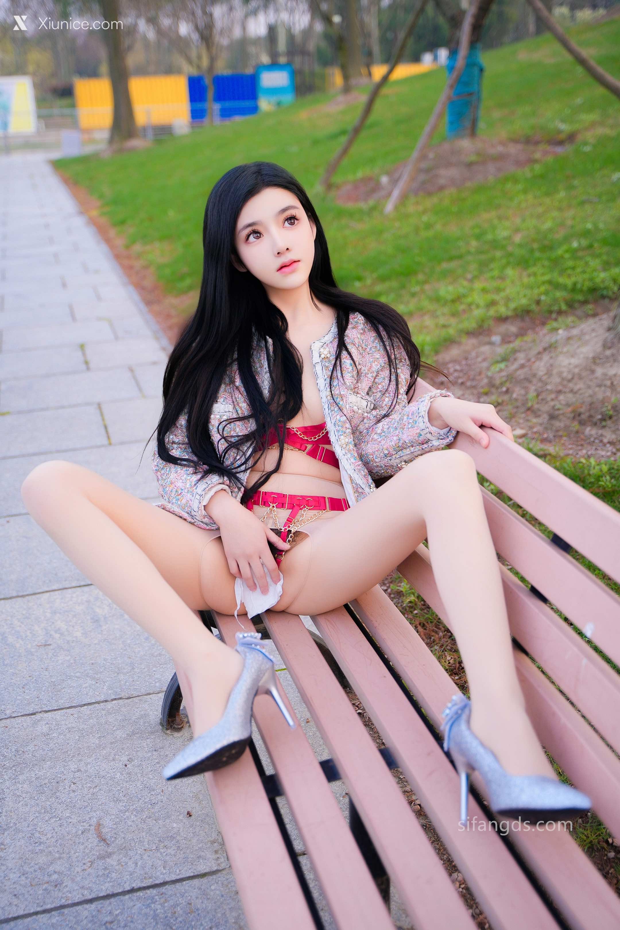 Xiuren Uncensored – 龙雪儿 – R18 清纯女神 最新户外公园露出 65P 4K 第38张图