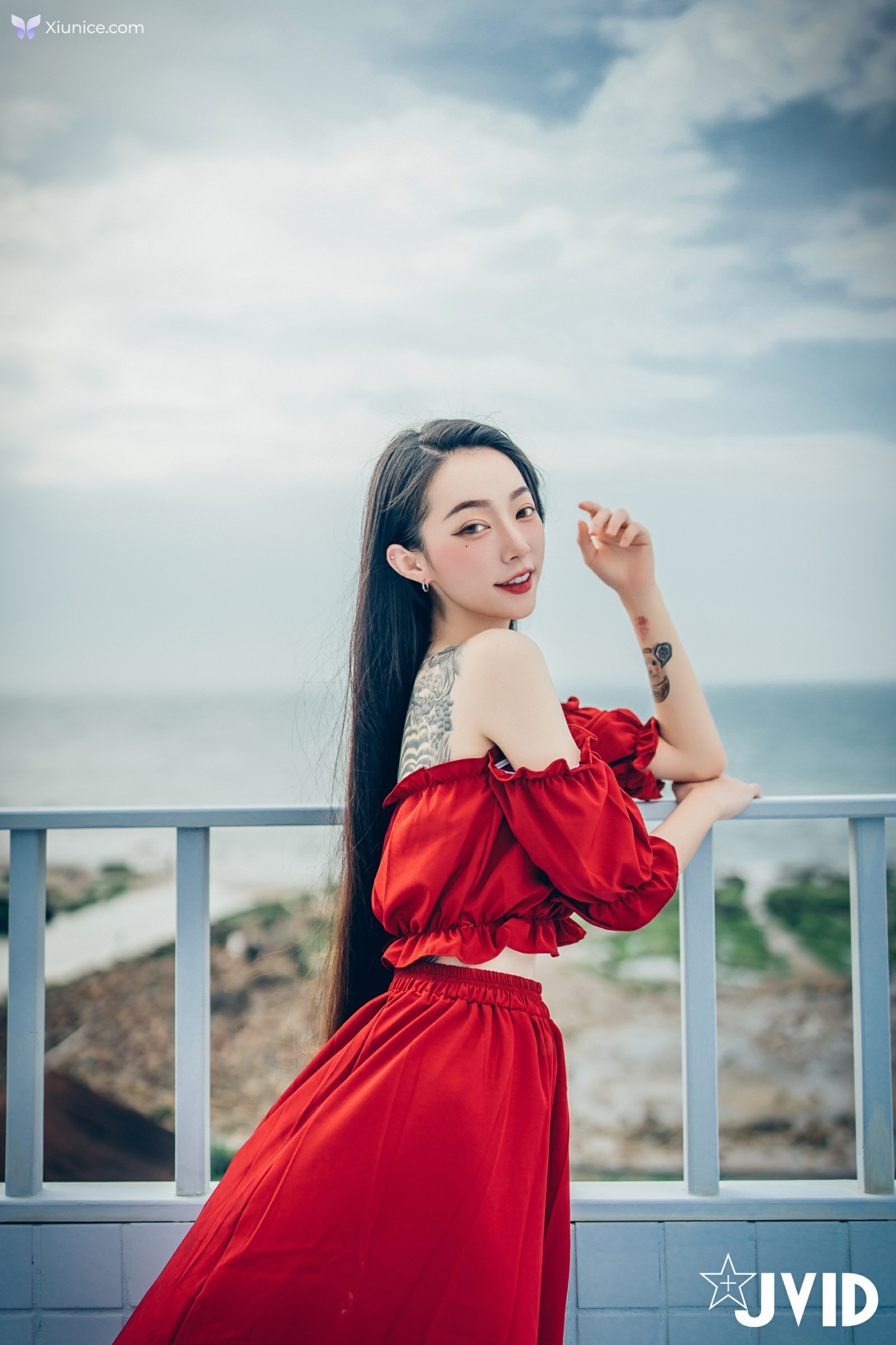 JVID 飄飄哥 – 巨乳飄飄女神精心打造的誠意寫真動漫般的完美身材還有超可愛的神祕客串喔 169P 第45张图