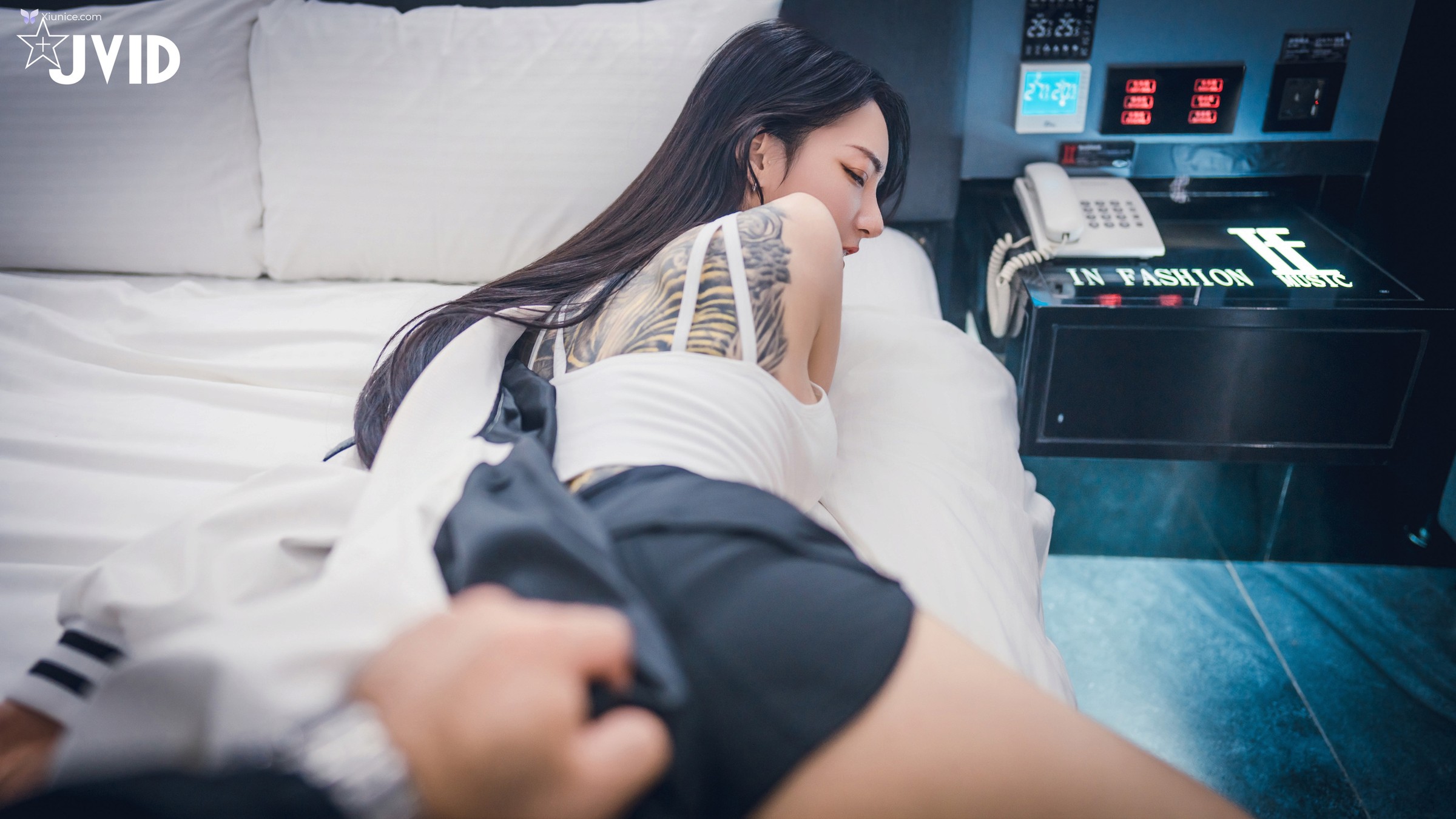JVID 飄飄哥 – 飄飄跟蹤綁架迷姦情色妄想強灌春藥粉粉透透藥效太強讓美少女飄飄完全順從 206P 第6张图