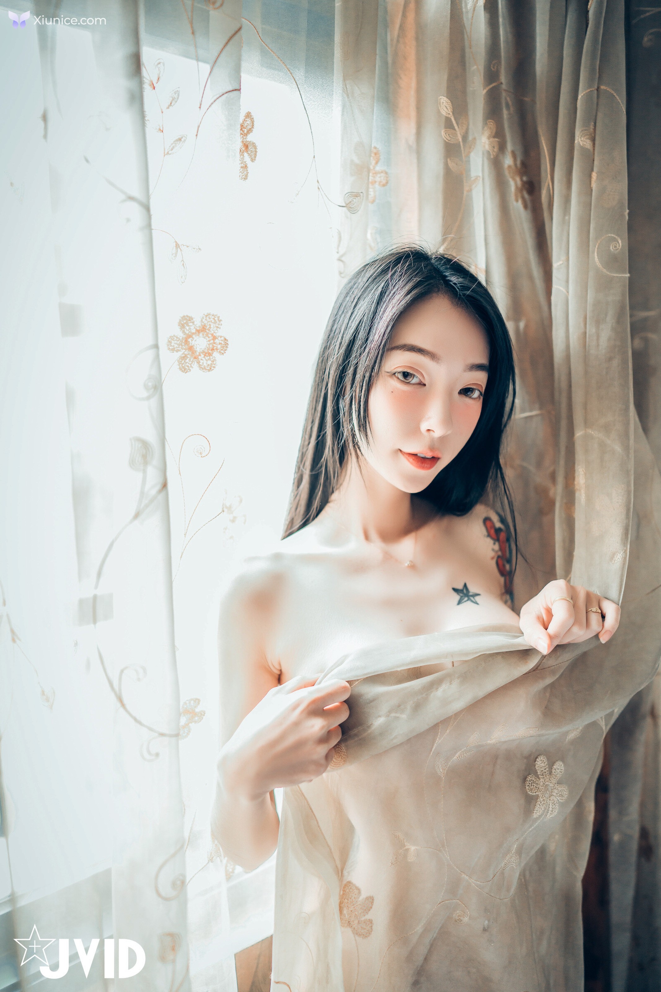 JVID 飄飄哥 – 飄飄女神 色色旗袍系列絕美的體態最適合穿緊身 透明 色色的旗袍 有緊身的 情趣的 透明的… 154P 第96张图
