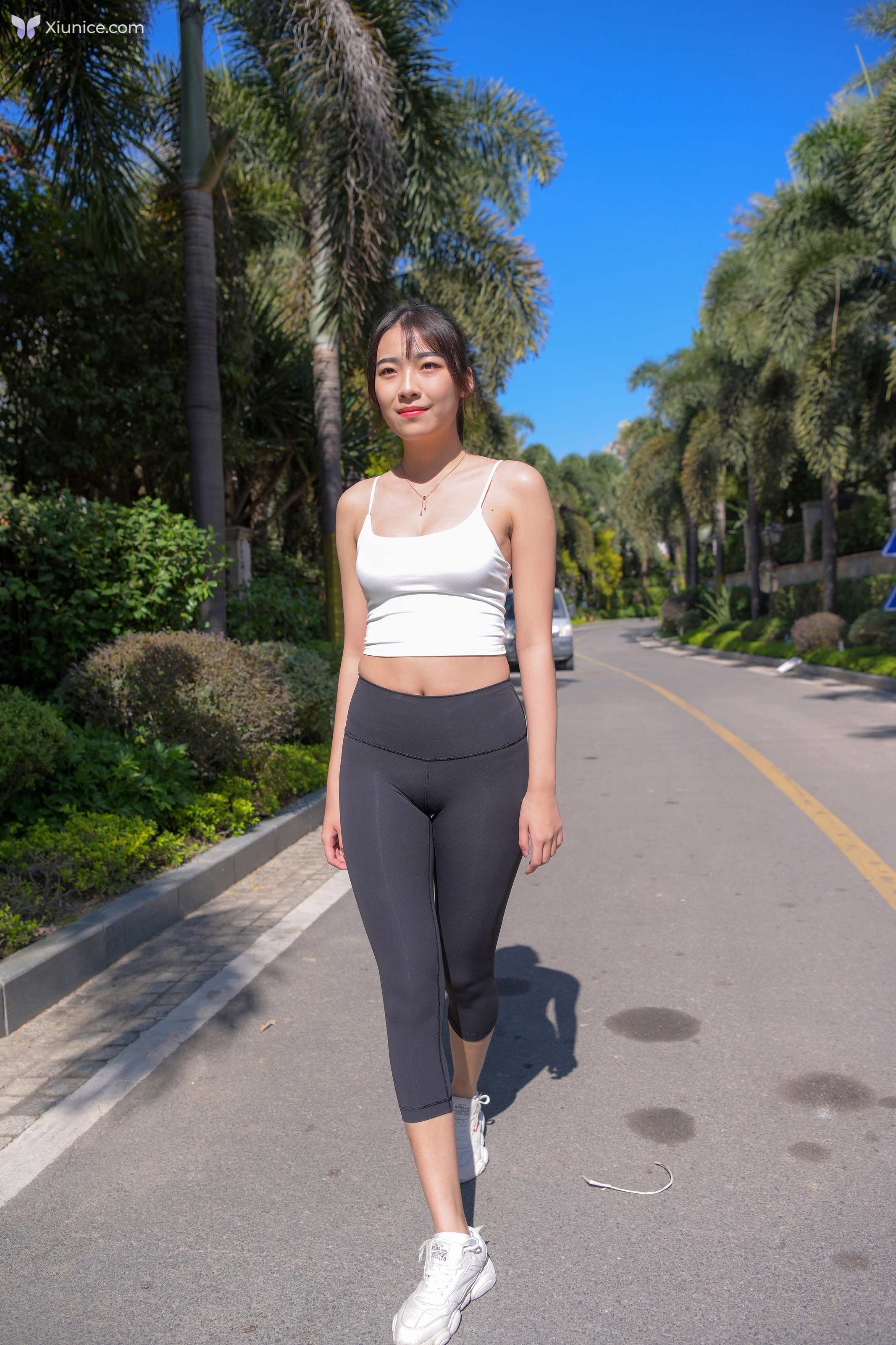 精选街拍作品 4K No.0194 黑色瑜伽裤美女2 342P 第9张图 精选街拍作品 4K No.0194 黑色瑜伽裤美女2 342P 第9张图
