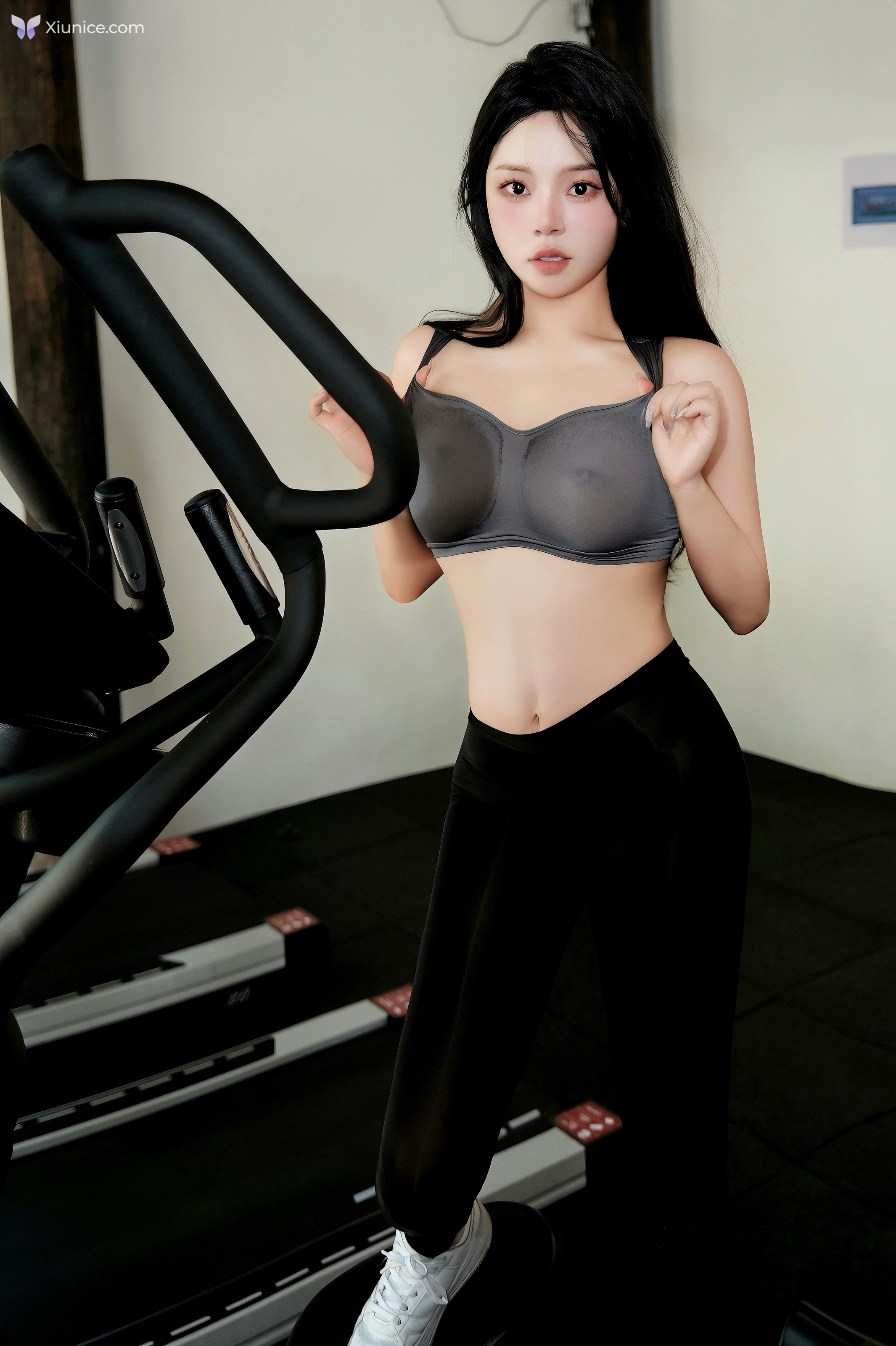 Xiuren Uncensored 4K 麦田 – R18 秀人网模特 健身房中的故事 91P 第10张图