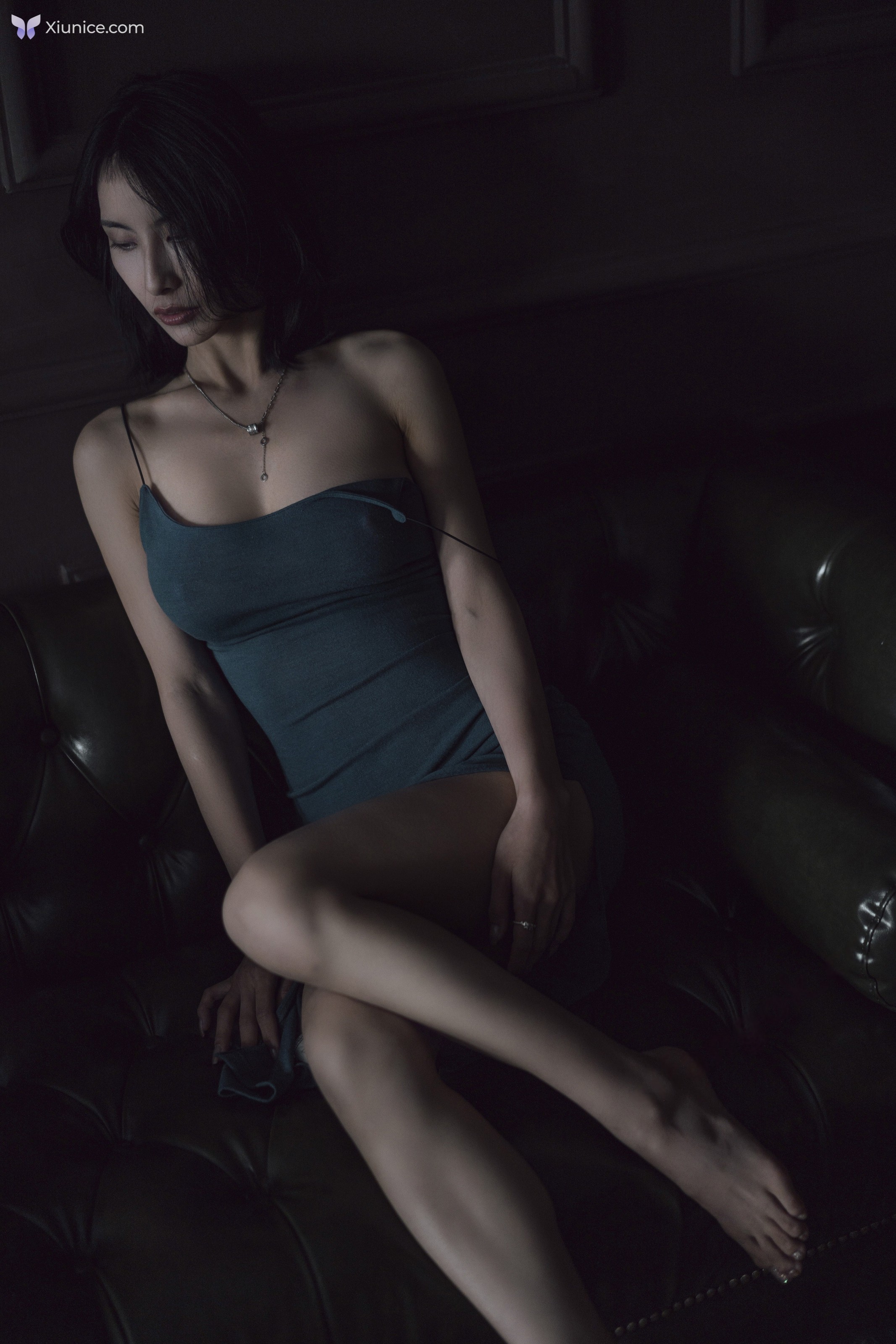 Xiuren Uncensored 4K lingyu69 – R18 秀人网模特 欲望沙发 80P 第8张图