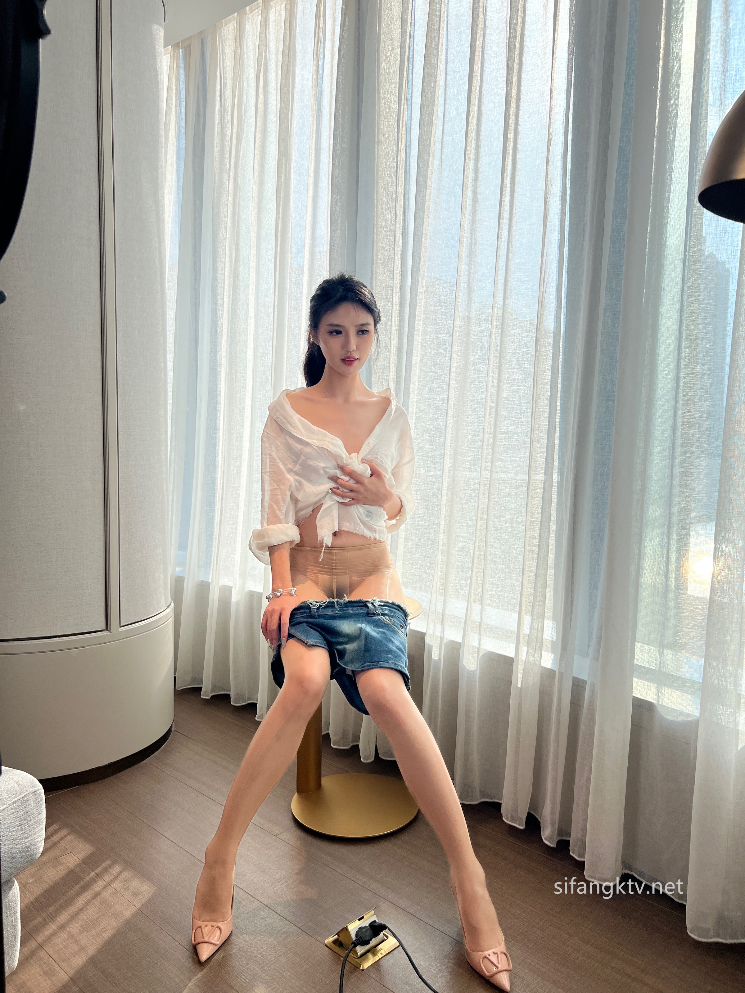 Xiuren Uncensored 浅浅Danny – R18 秀人网模特 内购私拍露点流出 133P 第93张图